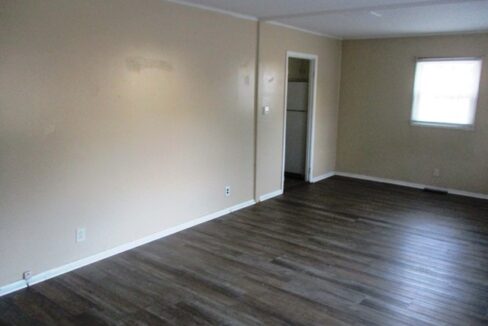 204 Linden 1