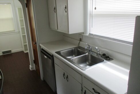 503 Bowles - 14