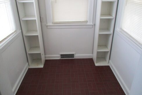503 Bowles - 15