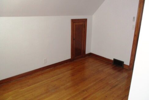 503 Bowles - 6
