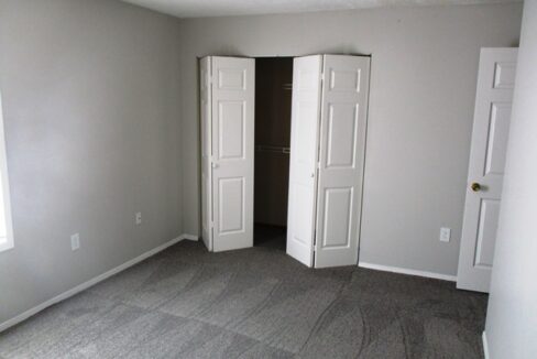 3002 Clearwater #4-6