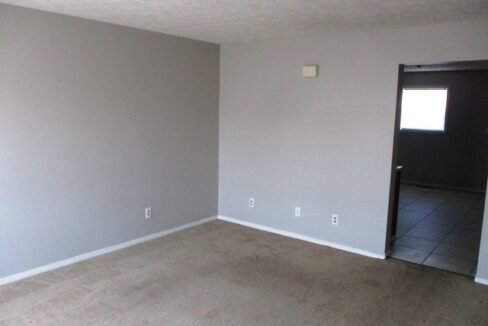 700 N Golfcrest #1-1
