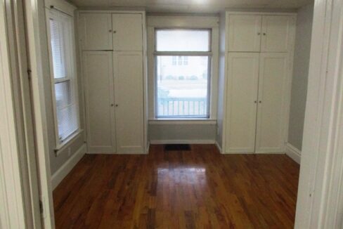 913 Grove -A2