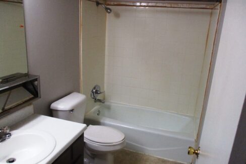 1502 Northbrook #8-7