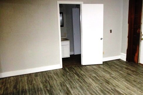 310 Main 19